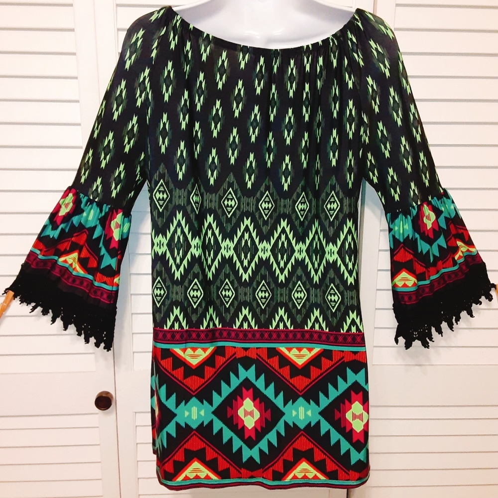 Lacy Bell Sleeve Tunic Dress/Blouse - Picture 8 of 9